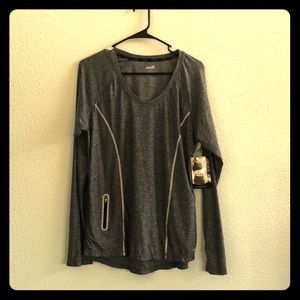 Brand new Avia long sleeve with tags